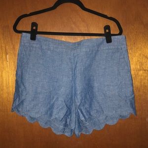 Loft scalloped shorts size 8.